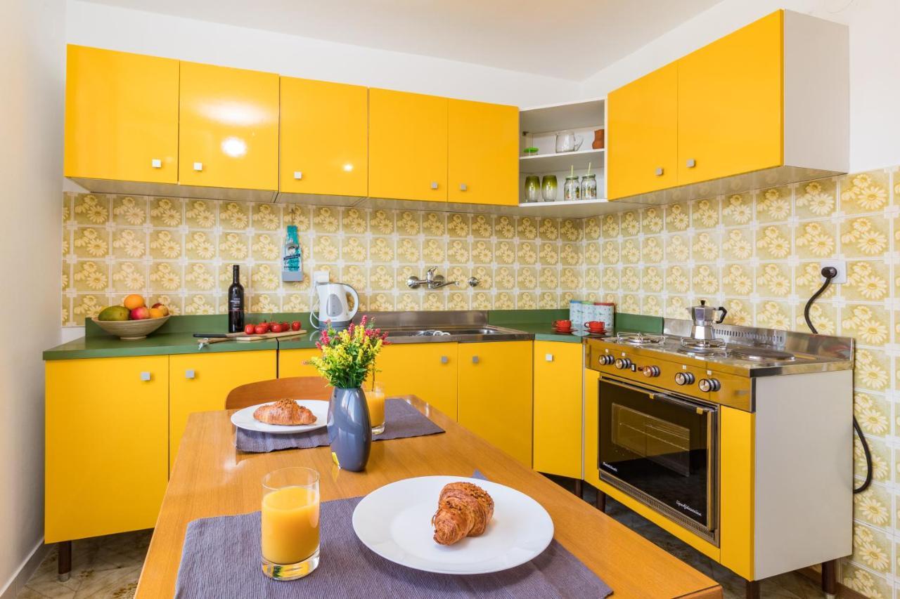 Quirky Apartment Arena With Parking Pula Exteriér fotografie